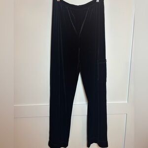 Chico's Black Velvet Design Pants size 1 with side pocket